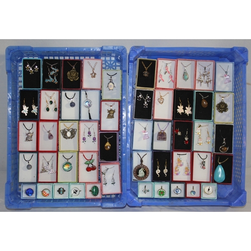 226 - 2 TRAYS OF COSTUME JEWELLERY
