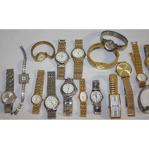 273 - TRAY OF VARIOUS WATCHES