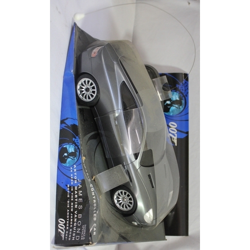 209 - BOX OF MODEL AND TOY CARS