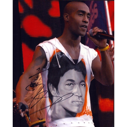 596 - Simon Webbe signed 10x8inch colour photo. Good condition. All autographs come with a Certificate of ... 
