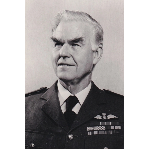 361 - B43c 30th Anniv 1st Flight Victor Signed Air Vice Marshal I G Broom Pilot in WW11. 24 De 82 Ascensio... 