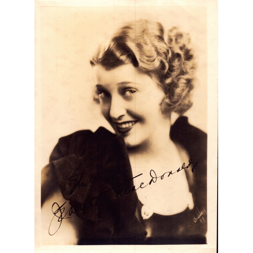 104 - Jeanette MacDonald signed black and white photo, 7x5 inch.