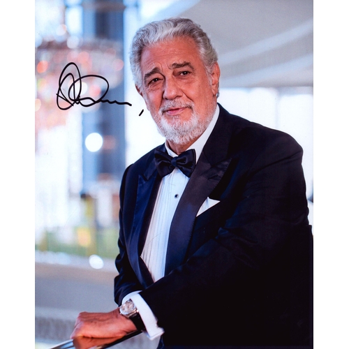 34 - Placido Domingo signed 10x8inch colour photo.