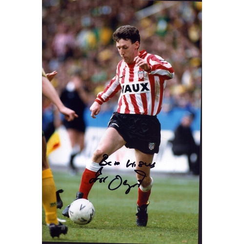 489 - Peter Davenport signed coloured photo, 12x8inch.
