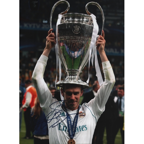 480 - Gareth Bale signed 16x12 inch colour montage print.