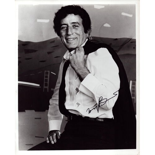 180 - Tony Bennett signed 10x8inch black and white photo.