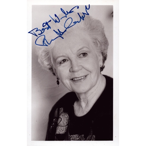 106 - PHYLLIS CALVERT Actress signed Photo.