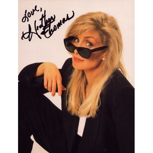 24 - Heather Thomas signed 7x5inch colour photo.