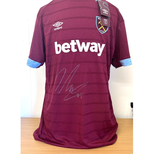 52 - Declan Rice signed West Ham Utd home shirt.