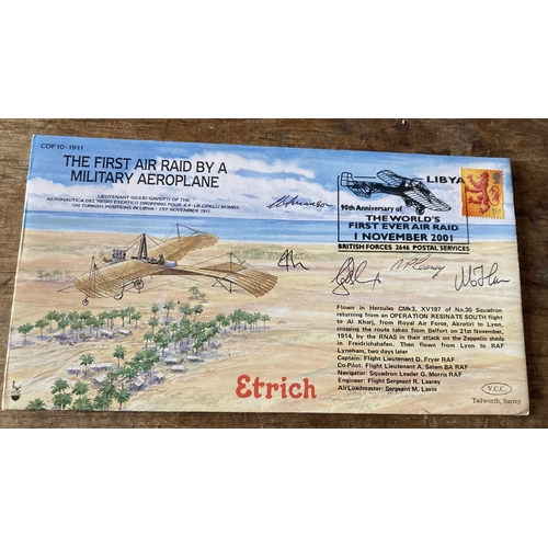 Lot 553       