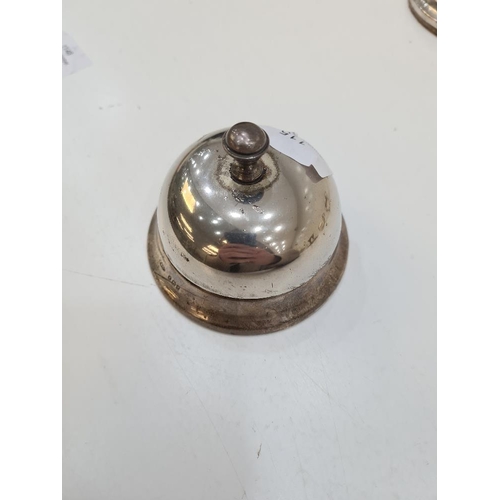 115 - A silver bell by Wolfsky and Co Ltd., London 1901. Condition report: No obvious damage