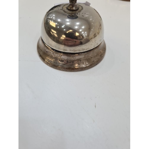 115 - A silver bell by Wolfsky and Co Ltd., London 1901. Condition report: No obvious damage