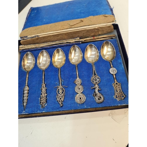 90 - Cumwo, Hong Kong mid / late 19th Century spoons. Having different handles. 2.66ozt approx. Condition... 