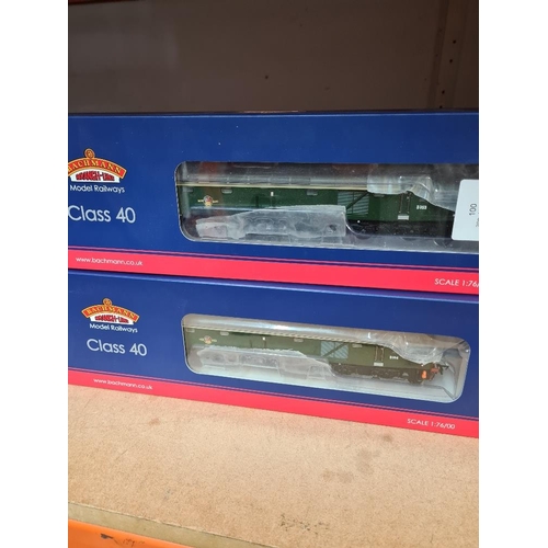 100 - Bachmann 2 x class 40 Diesel locomotives, BR green small yellow P and L, 21 DCC, model 32481, '00' g... 