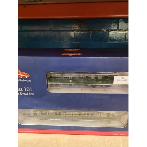 108 - Bachmann class 101, 2 car DMU set, BR green with speed whiskers, 21 DCC, model 32285, '00' gauge, as... 