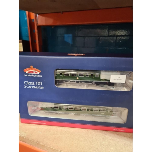 110 - Bachmann class 101, 2 car DMU set, BR green with speed whiskers, 21 DCC, model 32285, '00' gauge, as... 