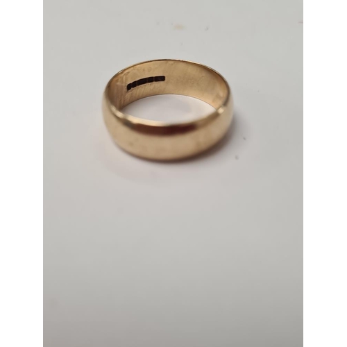 1008 - 9ct yellow gold wedding band, marked 375, H.S, size V, approx 6.38g