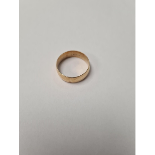 1007 - 9ct yellow gold wedding band, marked 375, size V, B. Bros, approx 6g