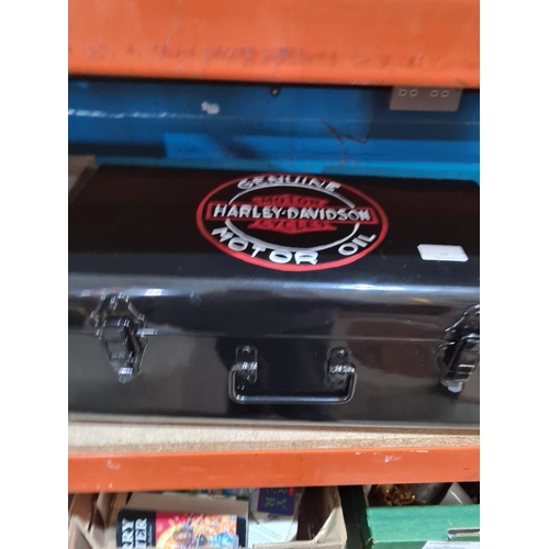 142 - Harley Davidson toolbox