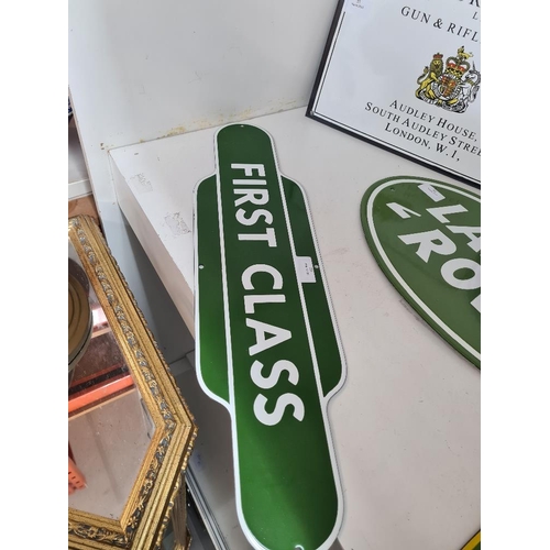 79 - First Class vitreous sign