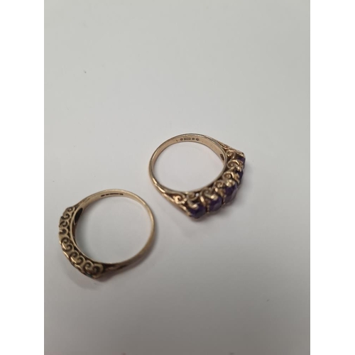 1033 - Two 9ct yellow gold rings, one set with amethyst and the other emeralds, size N & O, both marked 375... 