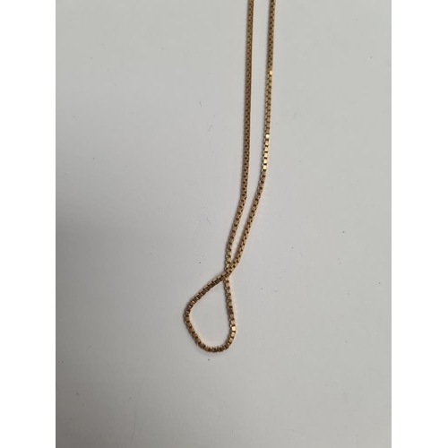 1087 - 9ct gold box chain, 44cm, marked 375, approx. 3.5g