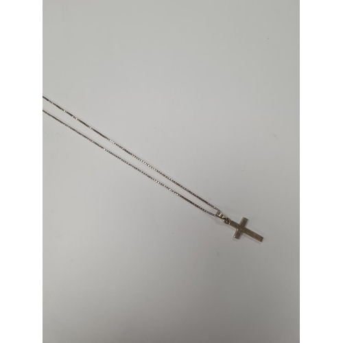 1076 - 9ct white gold box chain, approx 44cm, marked 375, hung with a 9ct white gold Cross pendant, approx ... 