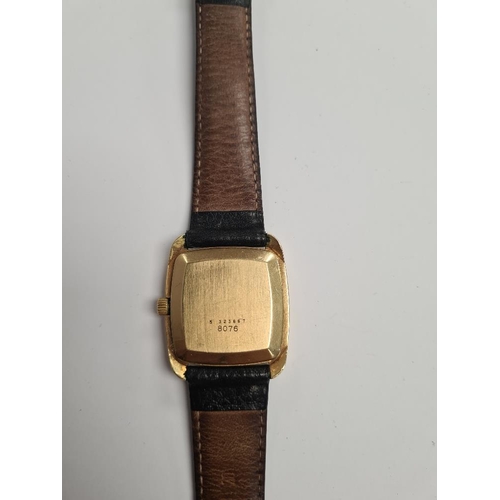 1110 - Bulova; An 18ct yellow gold cased 'Bulova' Accutron Quartz watch, 2431.10, case marked Bulova, 750 5... 