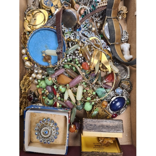 1199A - Tray of various vintage and modern costume jewellery to include vintage watches pretty 'Fero' watch,... 