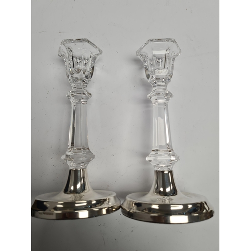 16 - A very attractive pair of W I Broadway and Co candlesticks, filled, with decorative glass body. 16cm... 