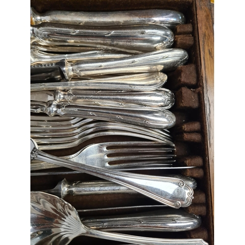 36 - Two cases of plated cutlery, mostly Mappin and Webb. Condition Report: No obvious damage