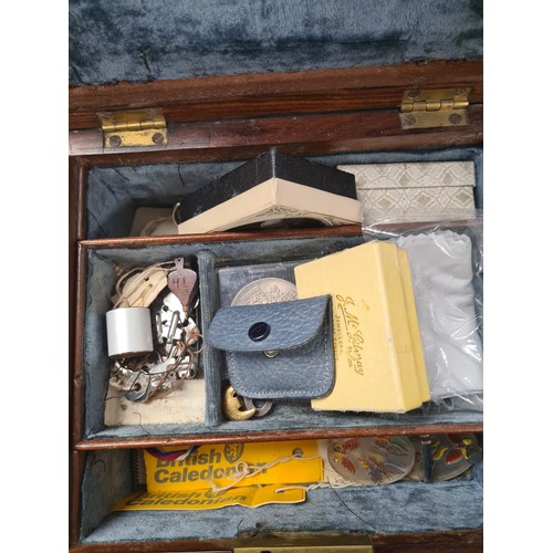 Lot 1089      