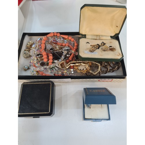 Lot 1097      