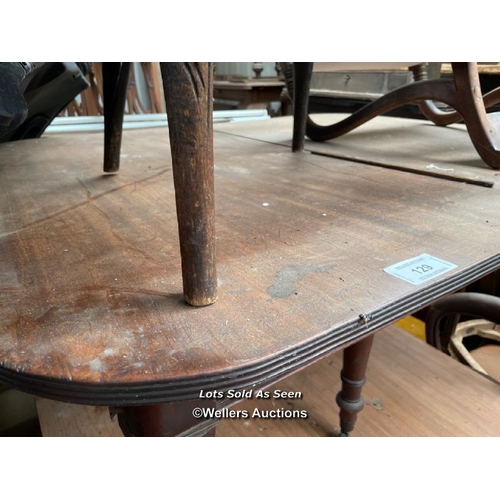 129 - EARLY 19TH CENTURY MAHOGANY SIX LEG EXTENDING DINING TABLE ON CASTORS, 52.5 X 45 X 28 INCHES / LOCAT... 