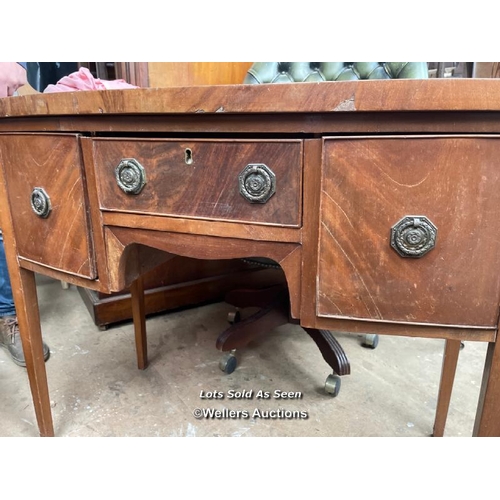 143 - MAHOGANY DRESSING TABLE WITH THREE DRAWERS, 37.5 X 19 X 31.5 INCHES / LOCATED AT VICTORIA ANTIQUES, ... 