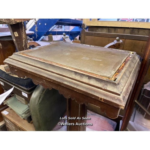 158 - RECTANGULAR CARD TABLE WITH A CENTRAL COLUMN BASE, 24 X 20 X 29 INCHES (NEEDS RE-TOPPING) / LOCATED ... 