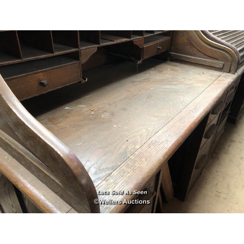 5 - MAHOGANY ROLL TOP DESK WITH SIX DRAWERS, 48 X 29 X 44 INCHES / LOCATED AT VICTORIA ANTIQUES, WADEBRI... 