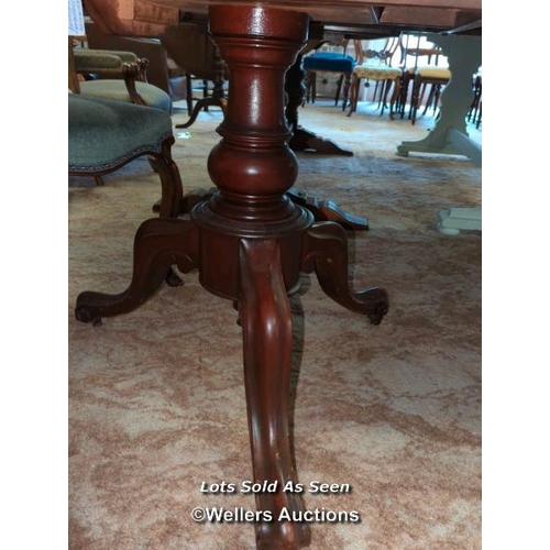 781 - *VICTORIAN MAHOGANY CIRCULAR DINING TABLE ON TRIPOD BASE, 117CM DIAMETER X 71CM HIGH / LOCATED AT VI... 