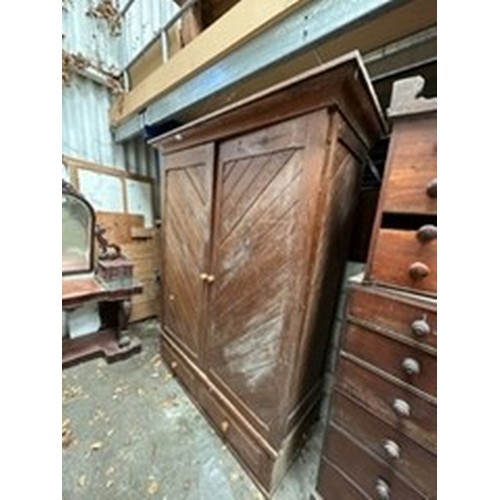 170 - LARGE 2 DOOR PINE WARDROBE / LOCATED AT VICTORIA ANTIQUES, WADEBRIDGE, PL27 7DD