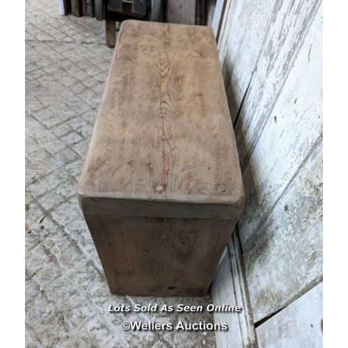 11 - Reclaimed waxed pine seat. 70cm W x 48cm H x 29cm D