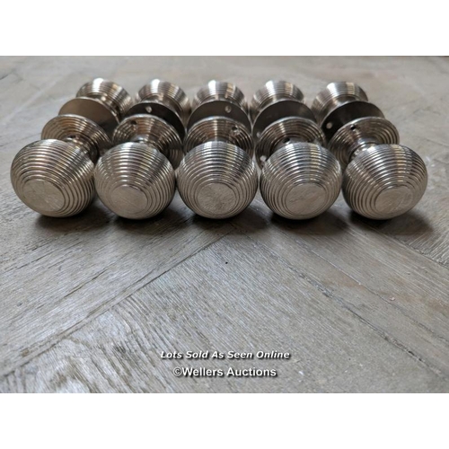 56 - Set of good quality heavy nickel beehive reproduction handles, ex shop display. Back plates 5cm, han... 