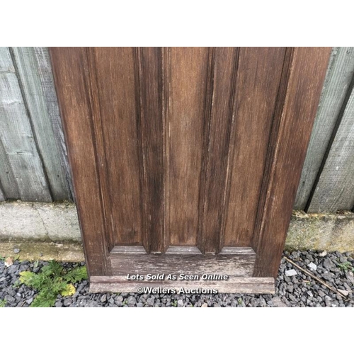 94 - Cottage style modern oak veneered front door. Nice looking door but would need to be in a covered pl... 