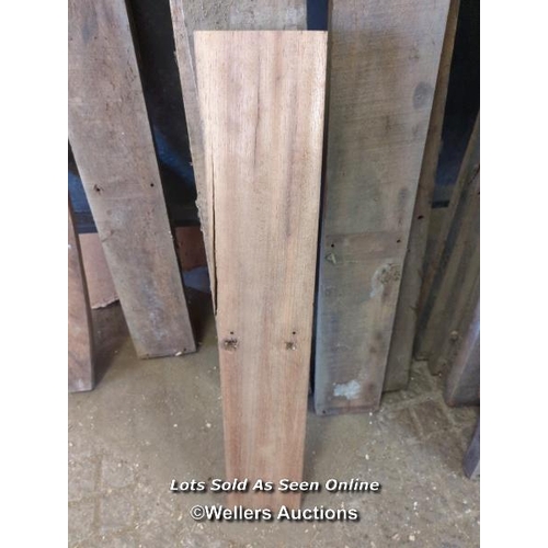 220 - Parcel of hardwood, possibly teak/mahogany 30 pieces from 14cm x 3.5cm x 90cm to 14.5cm x 3.5cm x 21... 