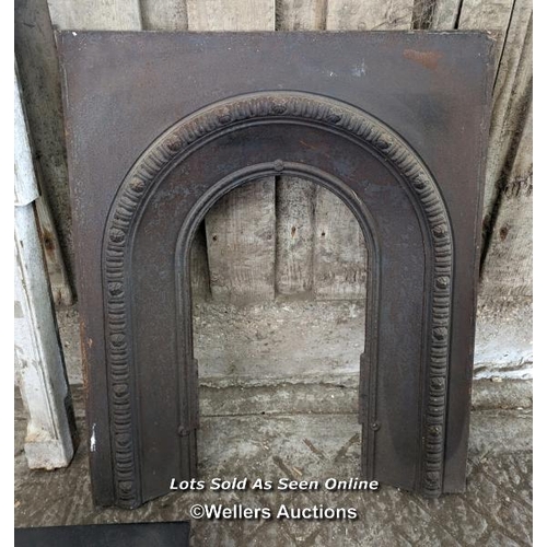 261 - 4 cast iron fireplaces for restoration inc small surround with 74cm wide mantel, insert for tiles 94... 