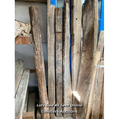 289 - 6 oak reclaimed oak beams. Some with joint cut outs, notches, chips, splits etc. average length 175c... 