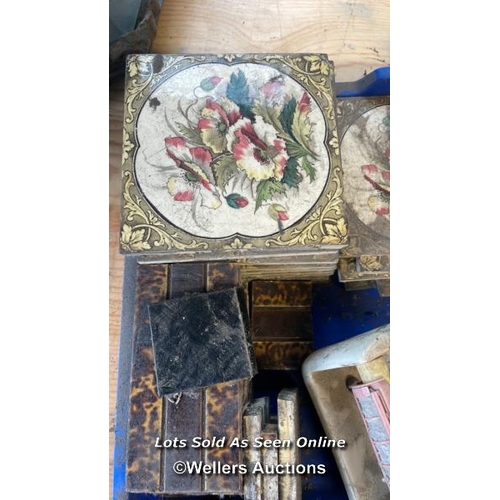 1028 - VARIOUS CERAMICS INCL. FLORAL TILES AND TOILET ROLL HOLDER, TILES 15CM X 15CM