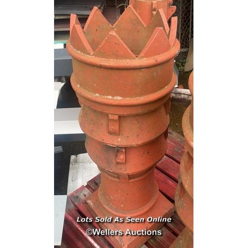 1068 - 3X LARGE VENTED CROWN TOP CHIMNEY POTS, 100CM (H) X 34CM X 34CM AT BASE