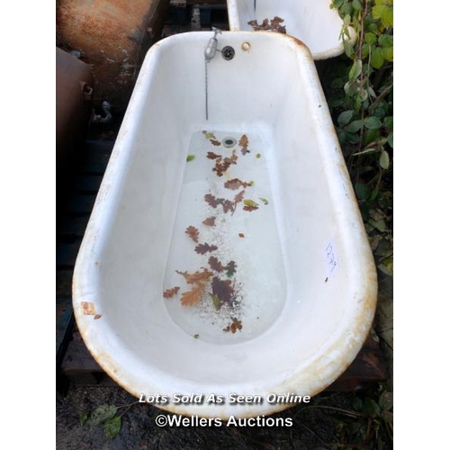 1279 - VINTAGE CAST IRON BATH TUB, WITHOUT FEET, 160CM (L) X 72CM (W) X 46CM (H)