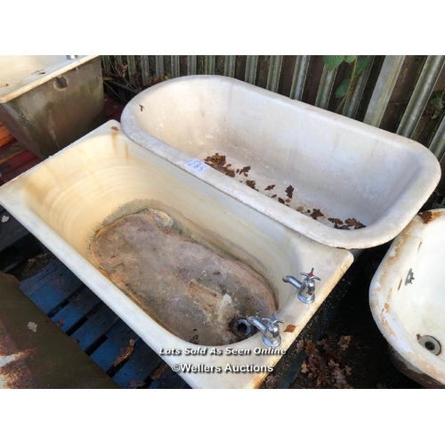 1285 - 2X FIBREGLASS BATH TUBS 136CM (L) X 67CM (W) X 37CM (H) AND 153CM (L) X 74CM (W) X 49CM (W)