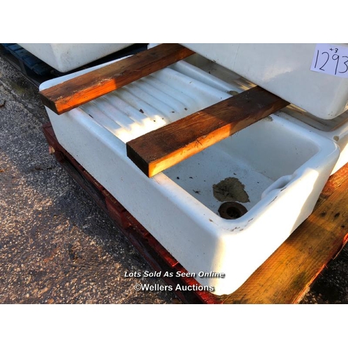 1293 - 3X BELFAST SINKS, LARGEST 27CM (H) X 93CM (L) X 47CM (H)